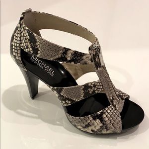 NEW Michael Kors heels
